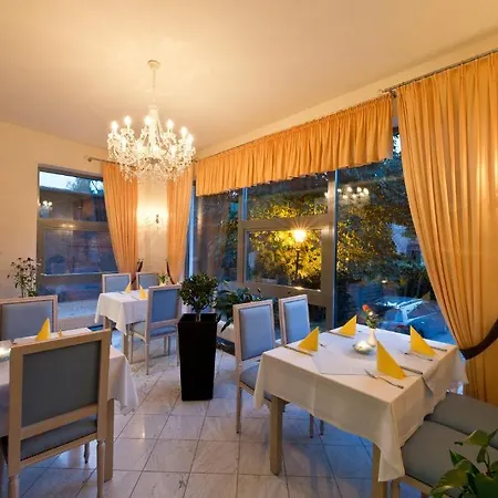 Hotell Katharinenhof 3*